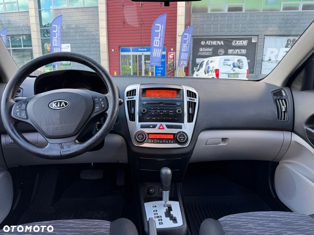 Kia Ceed 1.6 Comfort + - 5