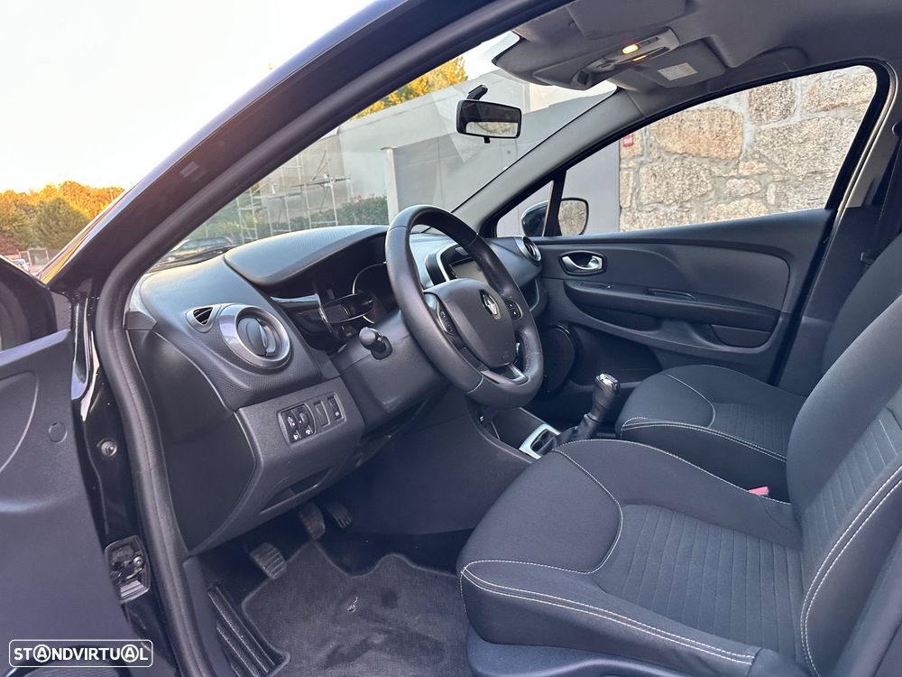Renault Clio 0.9 TCe Limited - 28