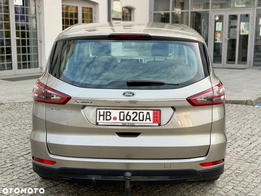 Ford S-Max 2.0 TDCi Titanium - 12