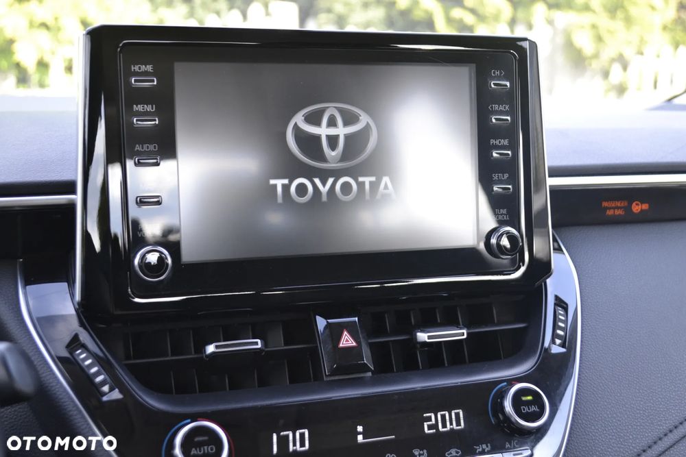Toyota Corolla 1.8 Hybrid Comfort - 21