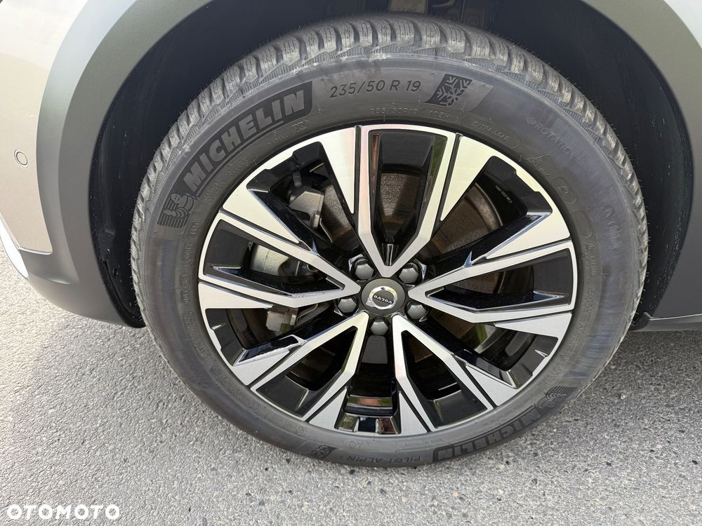 Volvo V90 Cross Country B5 B AWD Ultimate - 21