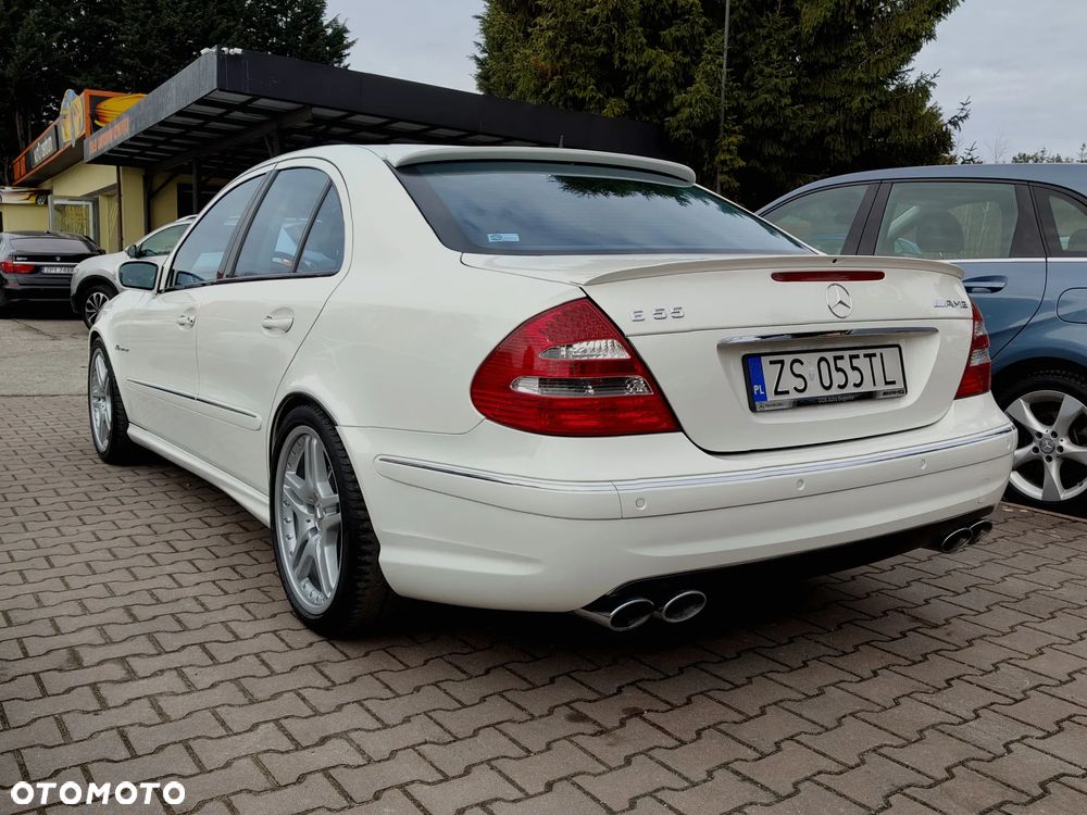 Mercedes-Benz Klasa E 55 AMG Automatik - 13