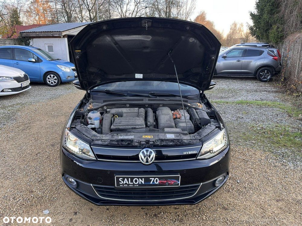 Volkswagen Jetta - 32