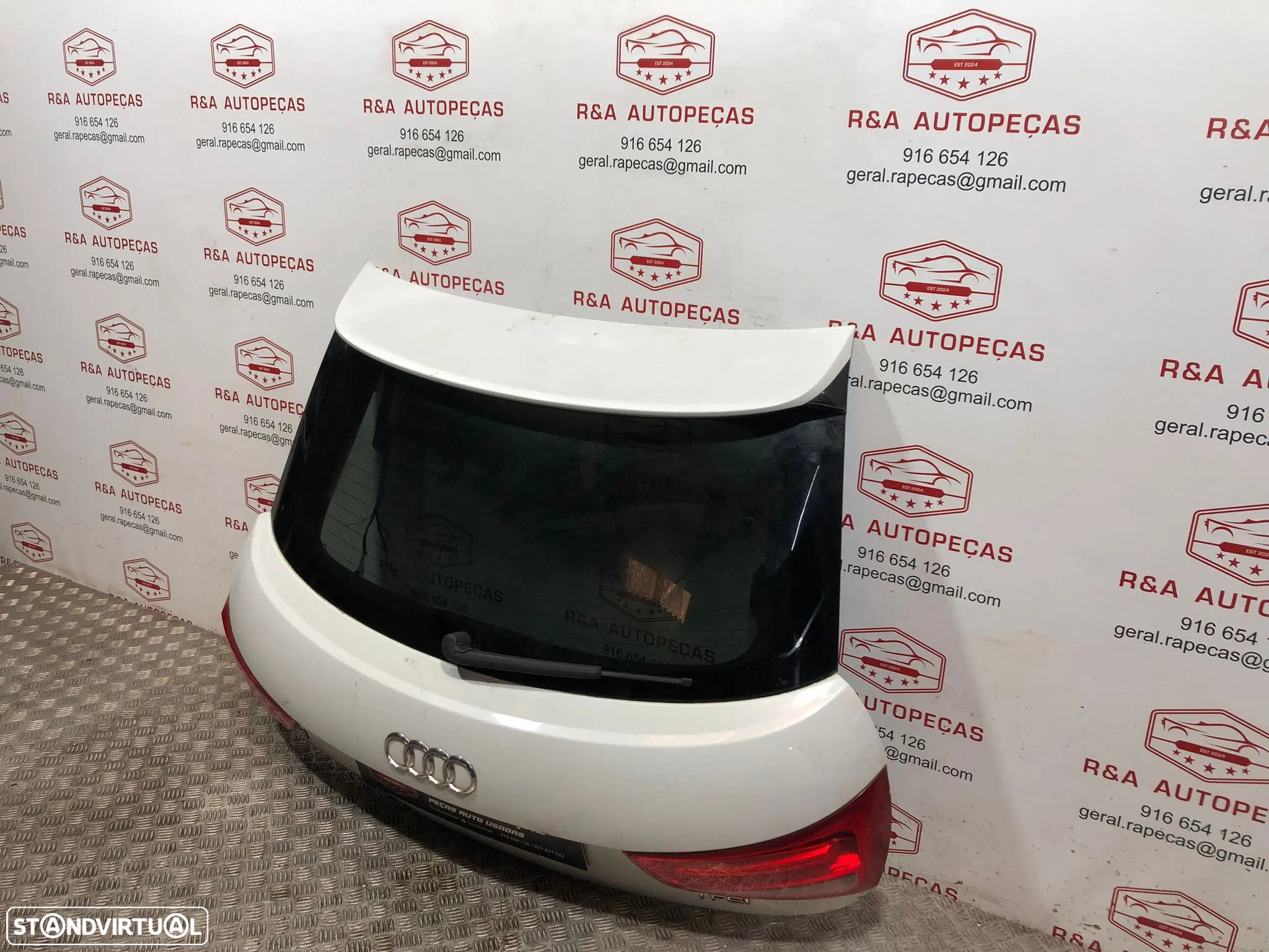 Tampa Porta Mala Audi A1 1.8 TFSI Original - 4