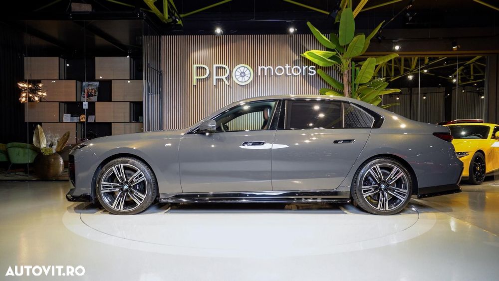 BMW Seria 7 740d xDrive MHEV - 5