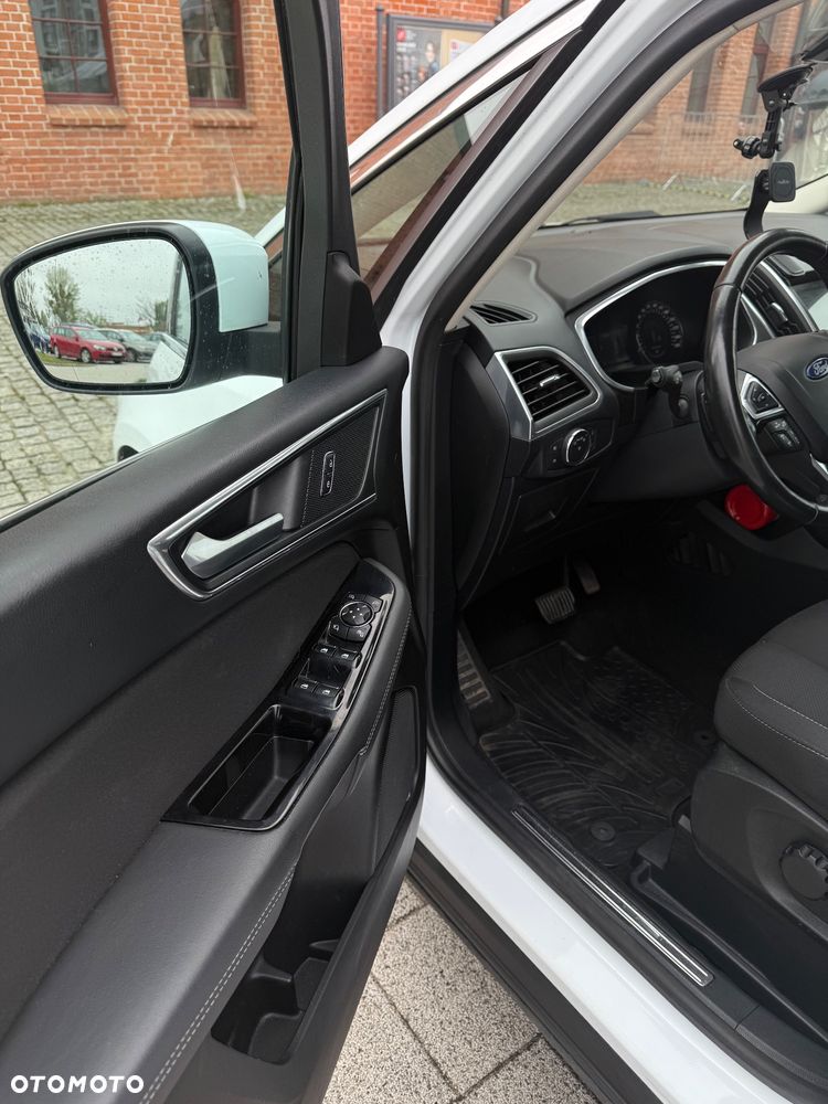 Ford S-Max 2.0 TDCi Titanium PowerShift - 12