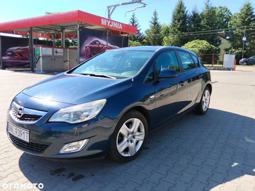 Opel Astra - 2