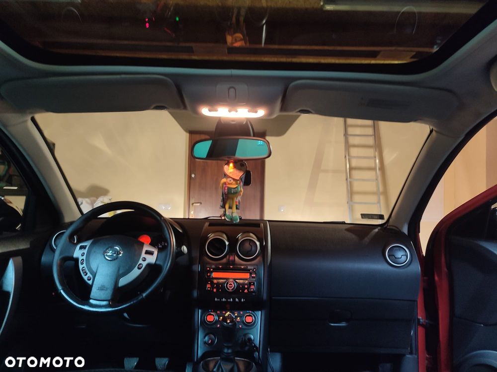 Nissan Qashqai 2.0 dCi DPF tekna - 11