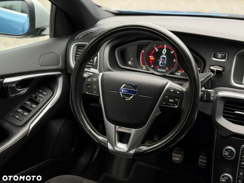 Volvo V40 D2 Drive-E R-Design Kinetic - 24