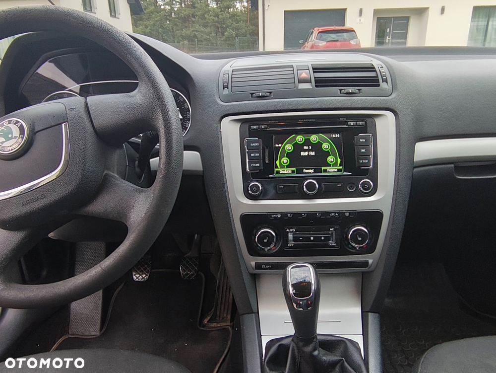 Skoda Octavia 2.0 TDI DPF Elegance - 7