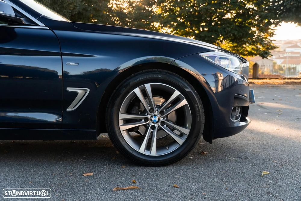 BMW 318 Gran Turismo d Auto Line Sport - 32