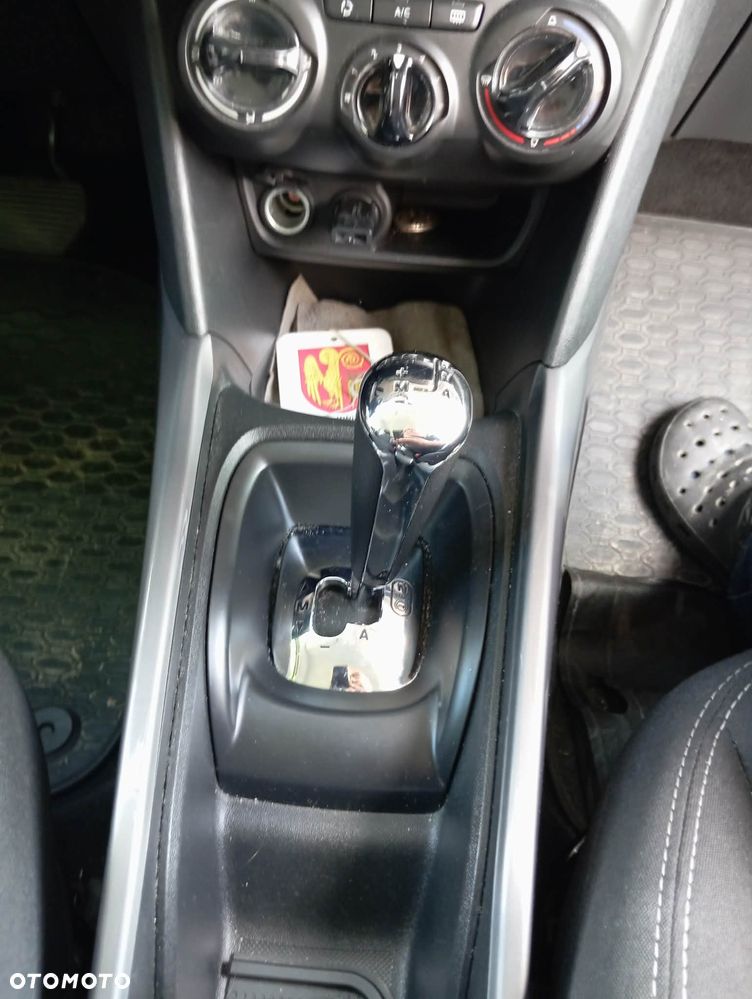 Peugeot 2008 - 6
