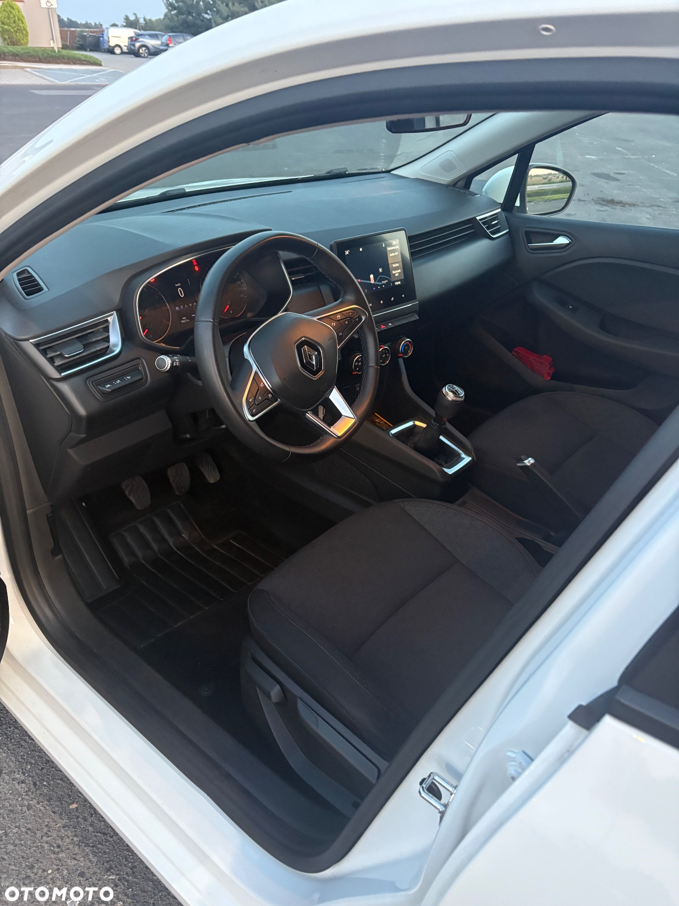 Renault Clio 1.0 TCe Intens - 9