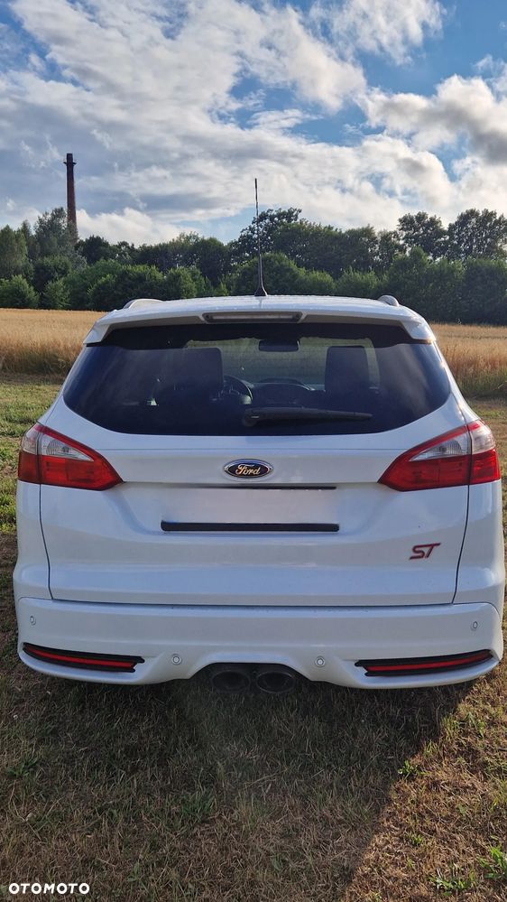 Ford Focus ST2 - 8