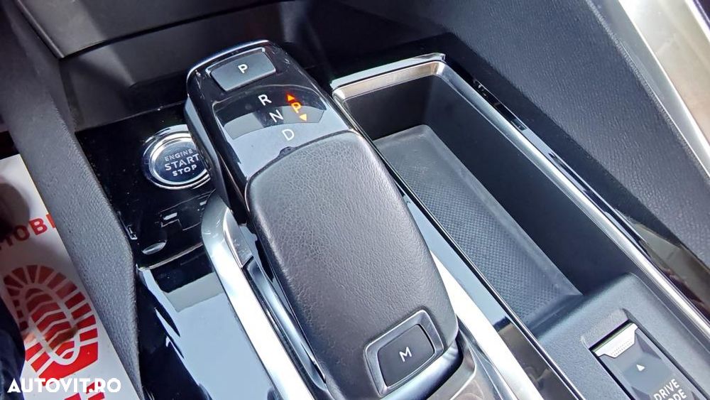 Peugeot 3008 BlueHDi 130 Stop & Start EAT8 Allure Pack - 11