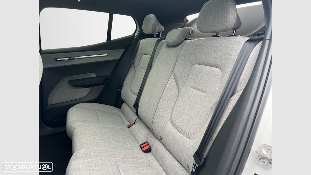 Volvo EX30 69 kWh Twin Motor Ultra - 19