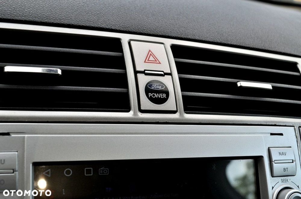 Ford Kuga 2.0 TDCi Titanium - 25