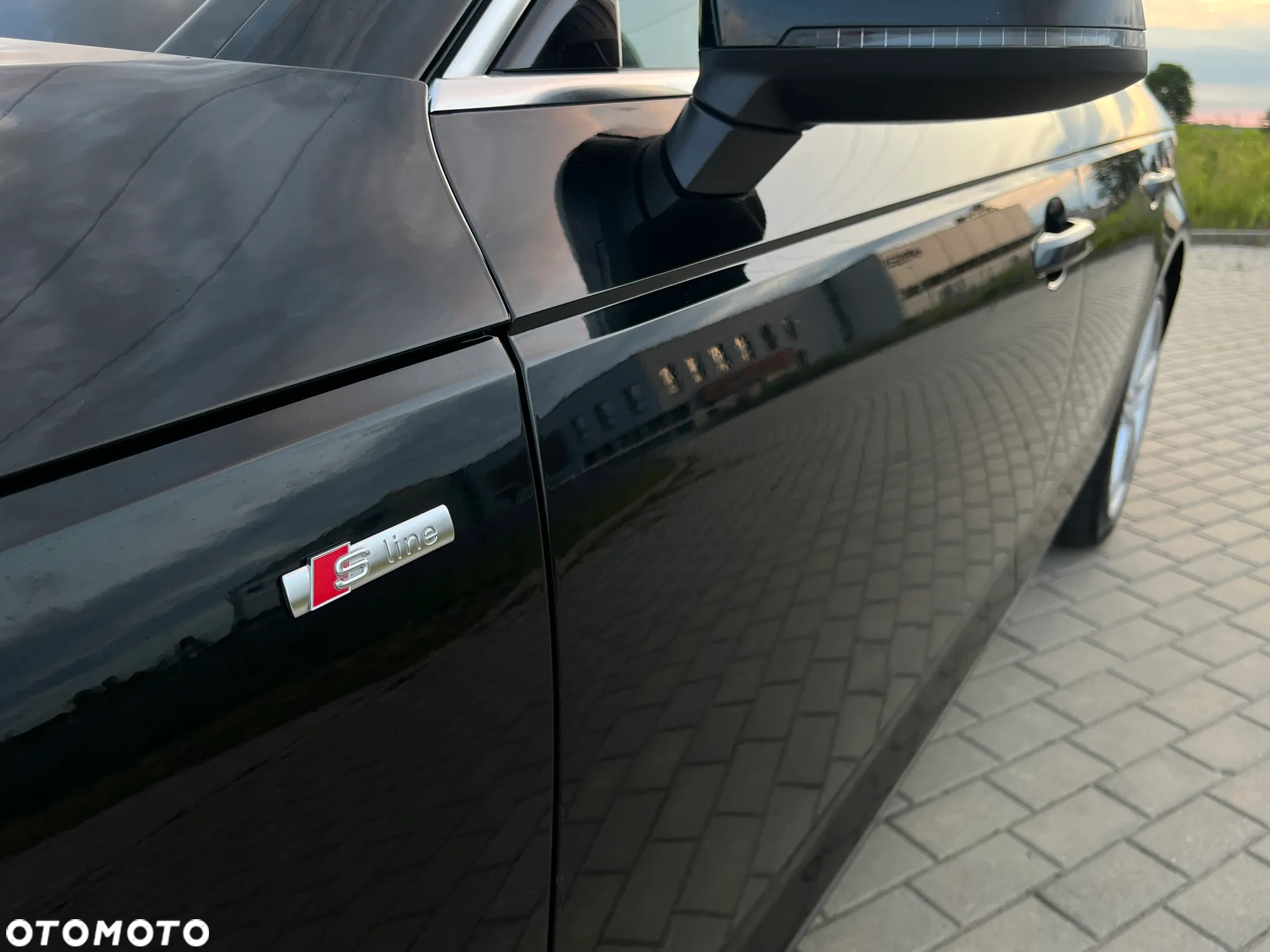 Audi A4 2.0 TDI Sport S tronic - 25