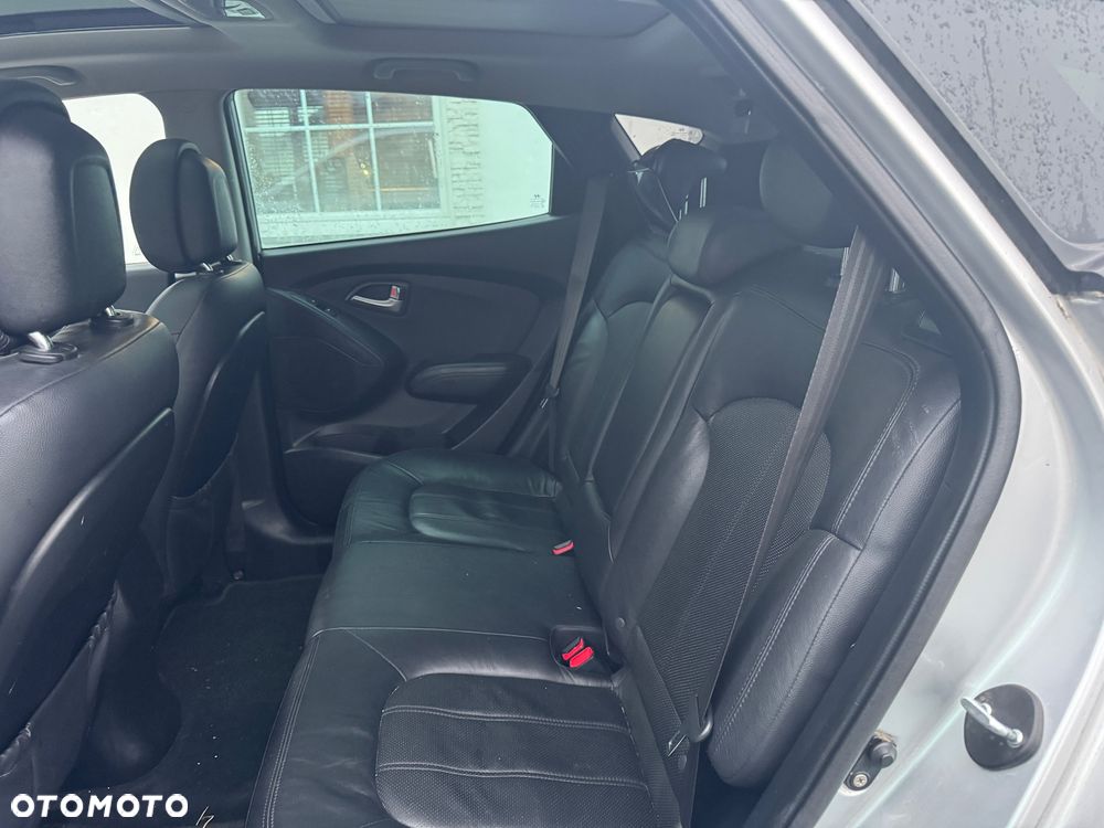 Hyundai ix35 2.0 CRDi 4WD Automatik Premium - 12