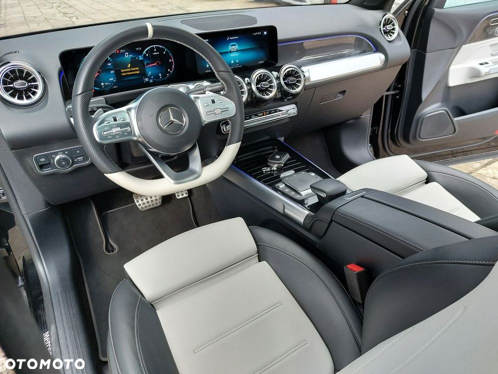 Mercedes-Benz GLB - 35