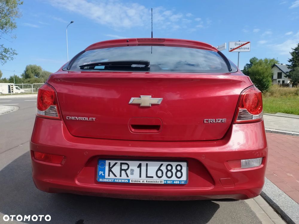 Chevrolet Cruze 1.6 LT - 12