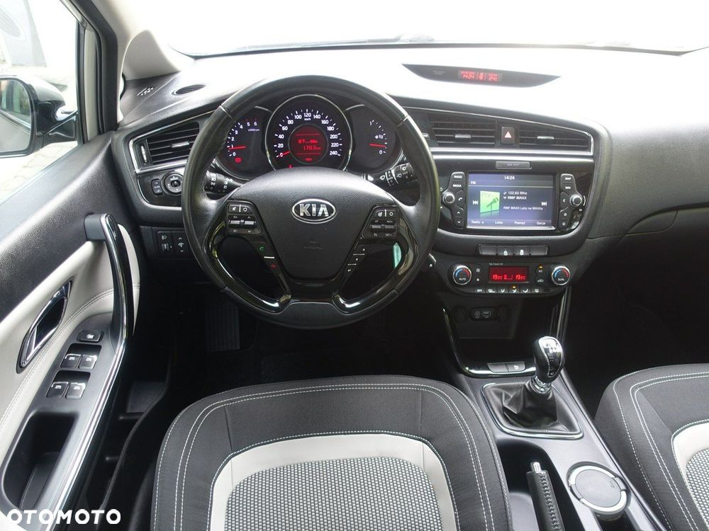 Kia Ceed Cee'd 1.6 CRDi L - 11