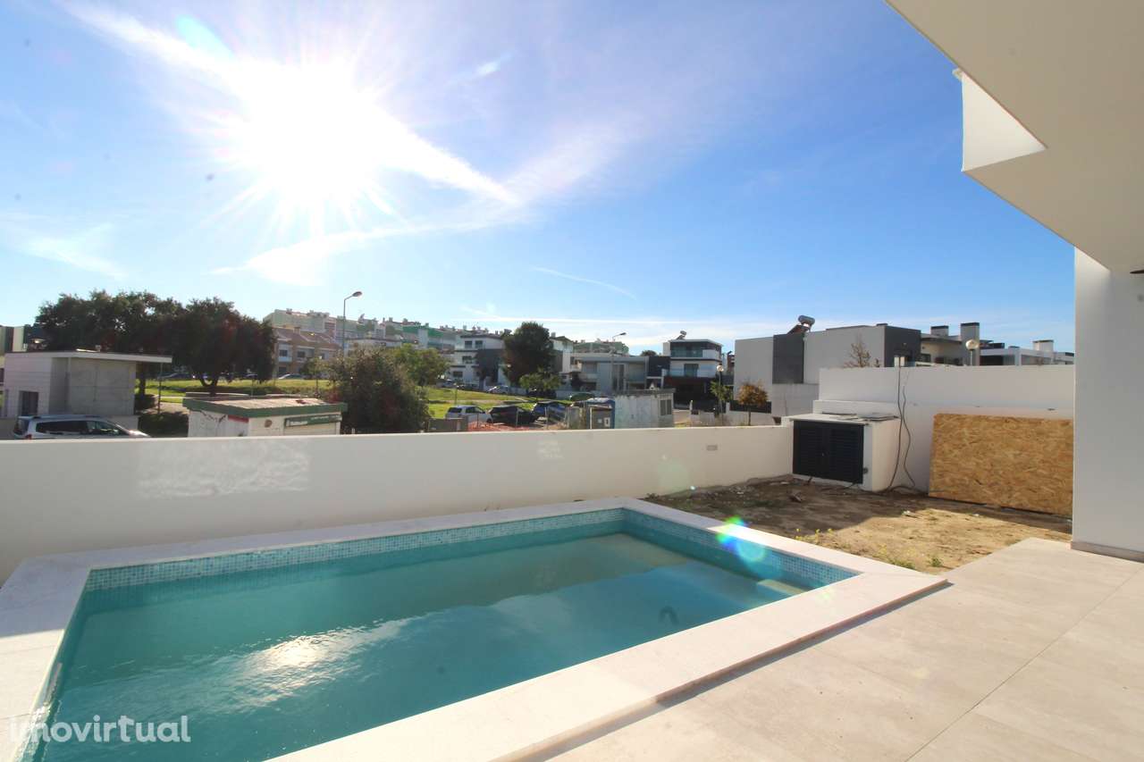 Moradia T4 NOVA na QUINTINHAS – Piscina e Garagem. - Grande imagem: 3/34