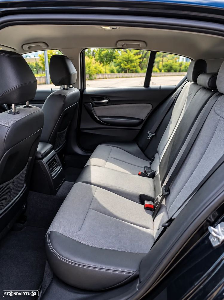 BMW 116 d EDynamics Line Urban - 11