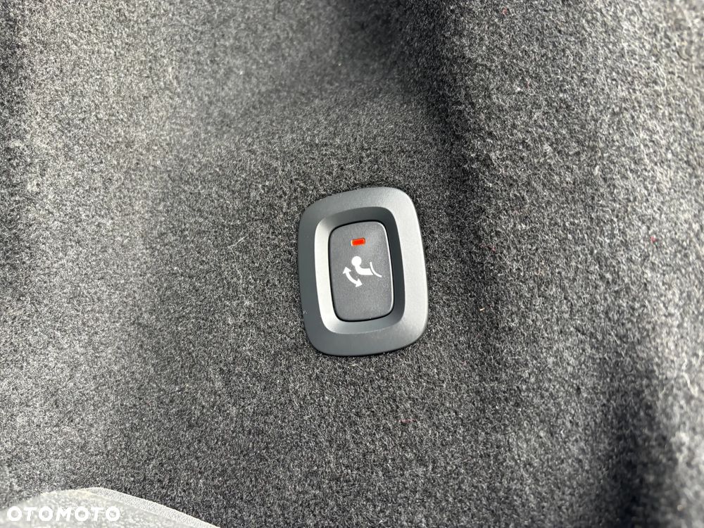 Volvo XC 60 B4 D AWD Geartronic Inscription - 24