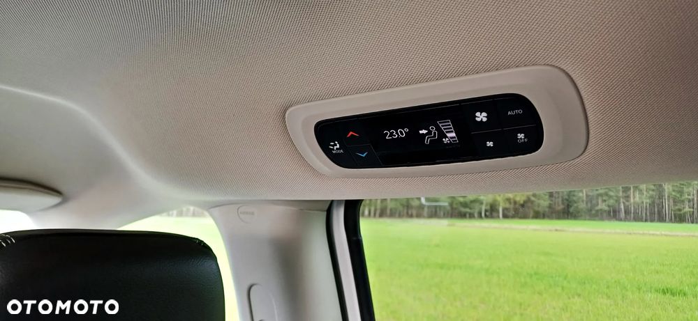 Chrysler Pacifica - 20