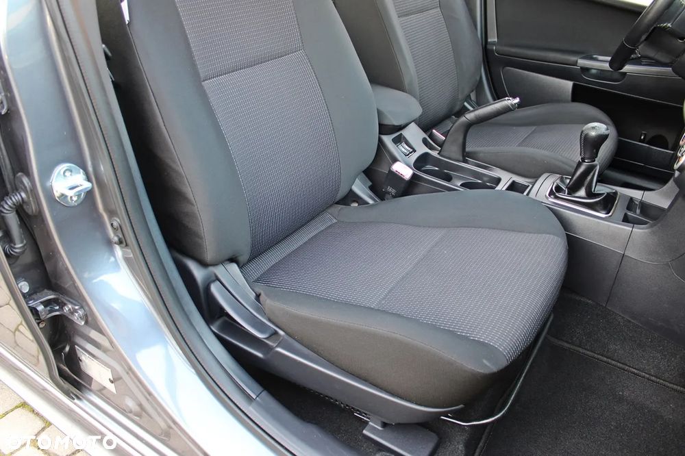 Mitsubishi Lancer 1.8 Intense - 8