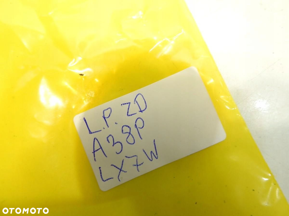 ZAŚLEPKA SPRYSKIWACZA LAMPY LEWA LX7W AUDI A3 8P 8P4955275 - 2
