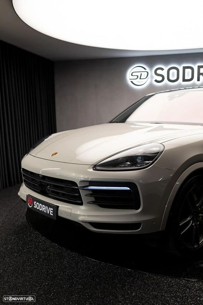 Porsche Cayenne Coupé E-Hybrid - 45