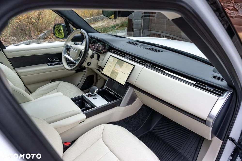 Land Rover Range Rover 4.4 V8 P535 LWB Autobiography 7os - 26