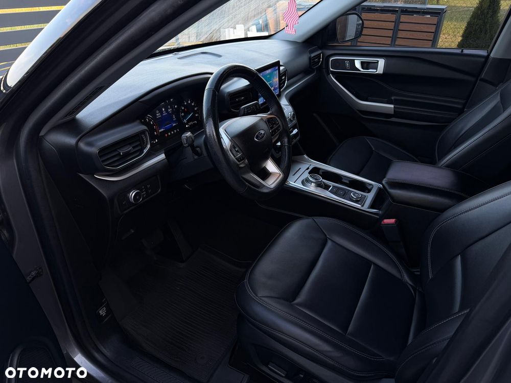 Ford Explorer - 12