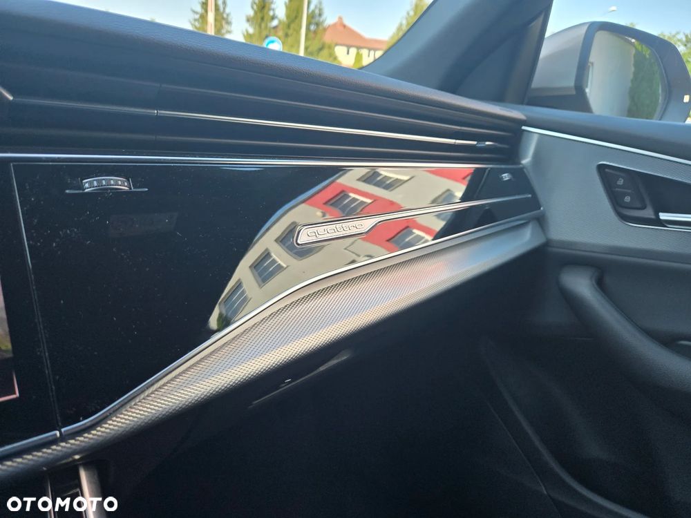 Audi Q8 55 TFSI mHEV Quattro Tiptronic - 21