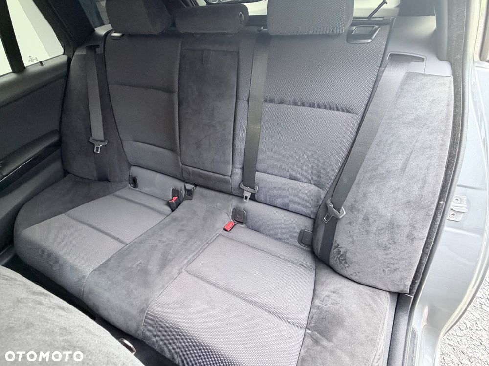 BMW Seria 3 318d DPF - 11