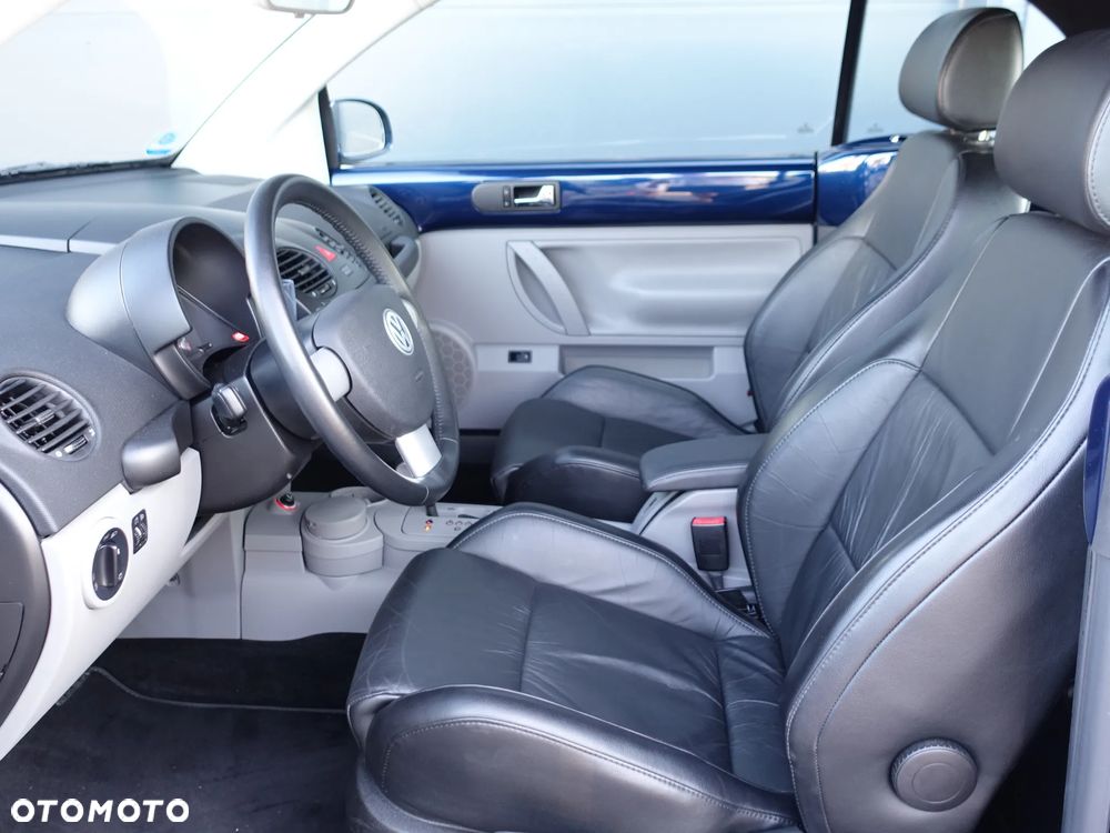 Volkswagen New Beetle Cabriolet 2.0 Automatik - 14