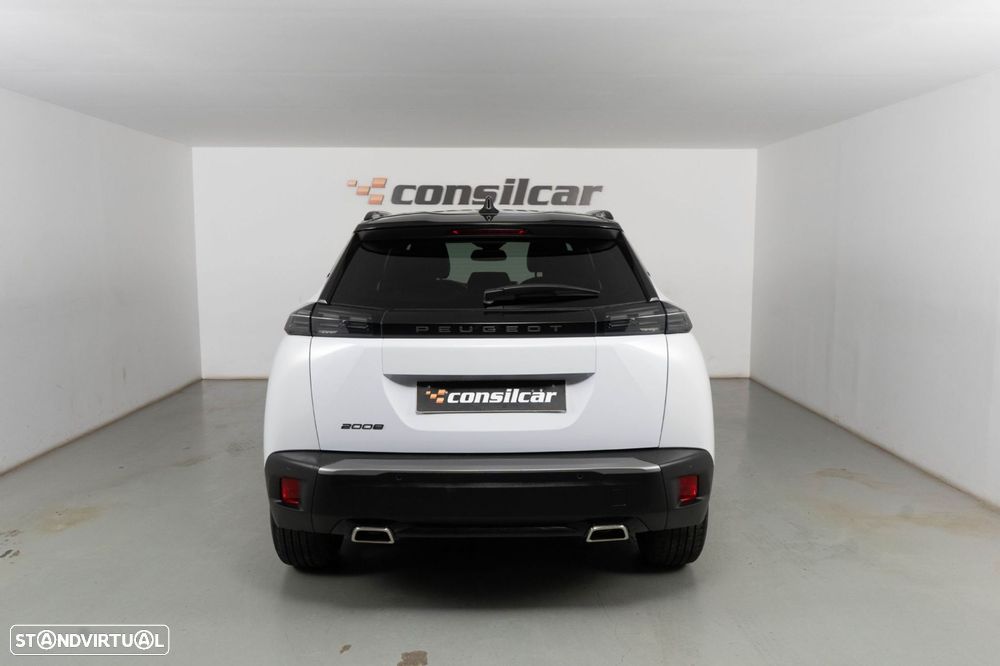Peugeot 2008 1.2 PureTech Allure Pack EAT8 - 6