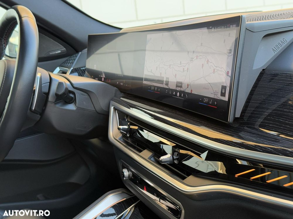 BMW X6 M M60i xDrive AT MHEV - 8