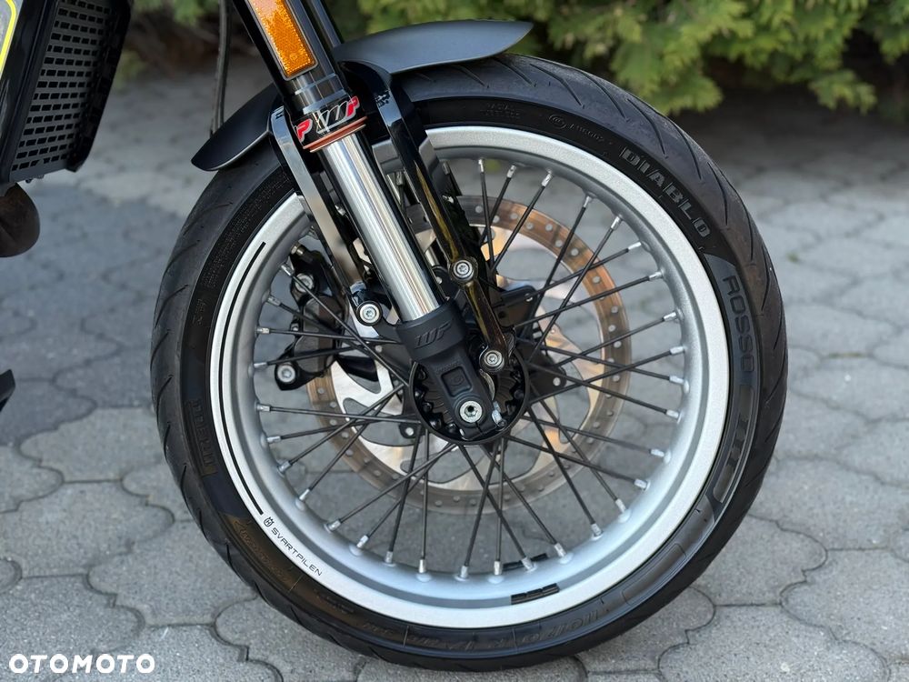 Husqvarna Svartpilen - 11