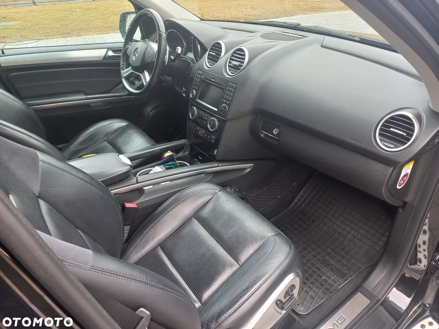 Mercedes-Benz ML 63 AMG 4-Matic - 9