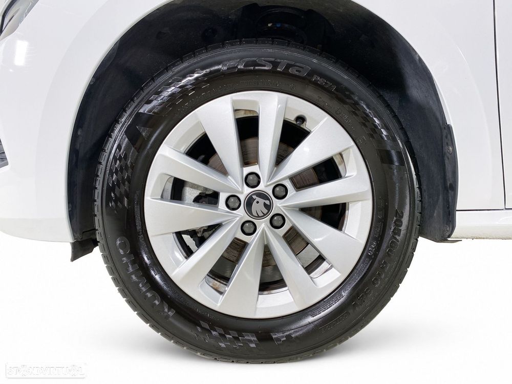 Skoda Kamiq 1.0 TSI DSG - 21