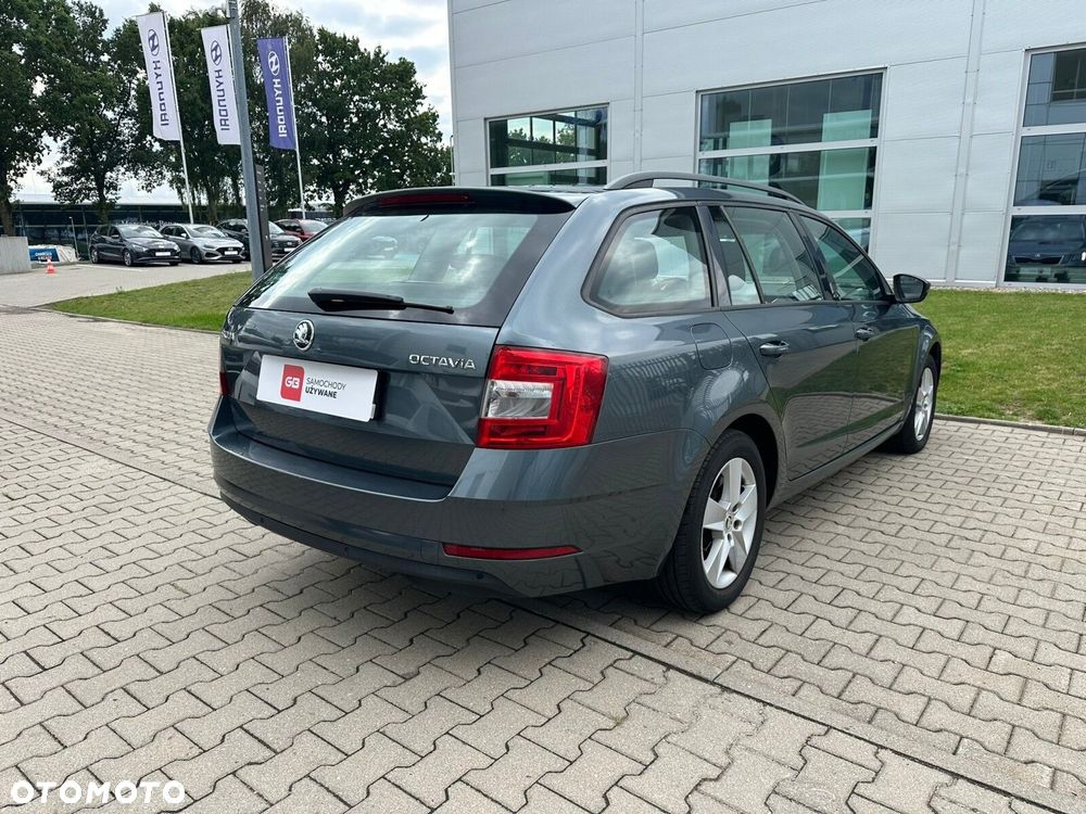 Skoda Octavia 1.6 TDI SCR Ambition - 9