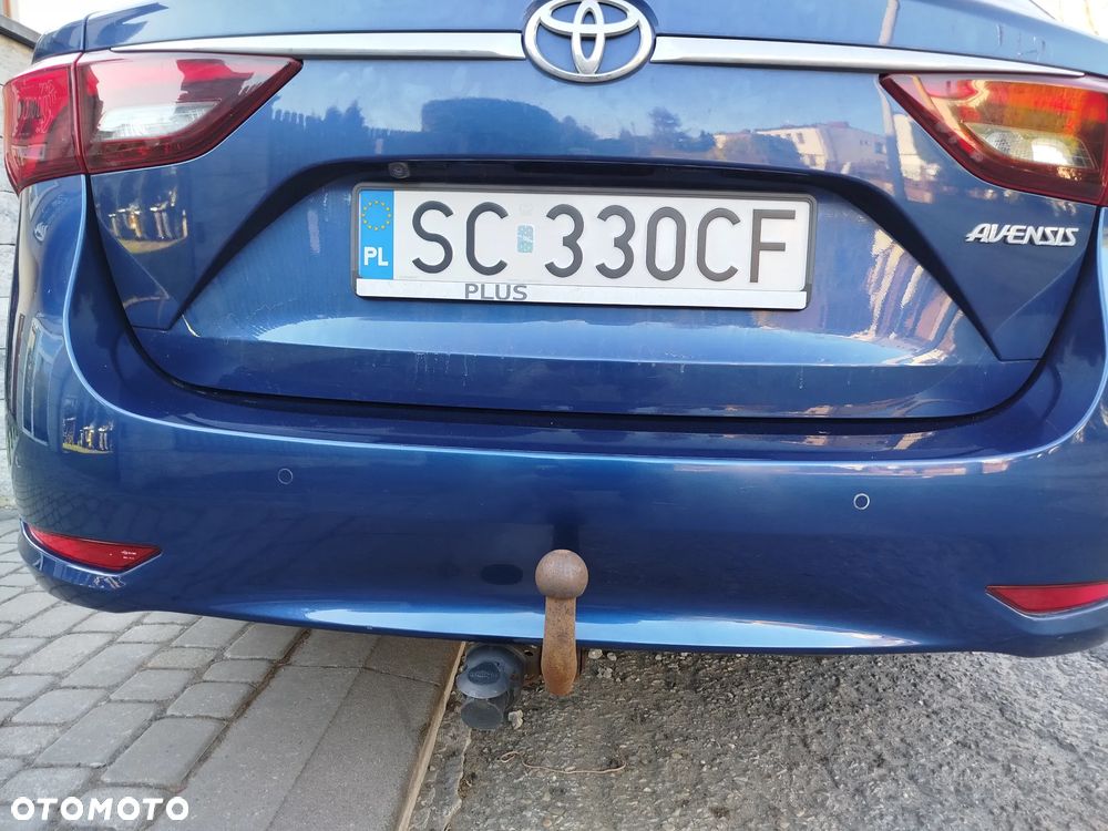 Toyota Avensis 1.8 Premium - 15