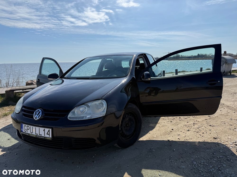 Volkswagen Golf - 2