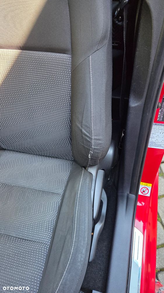 Toyota Auris 1.6 Prestige - 31