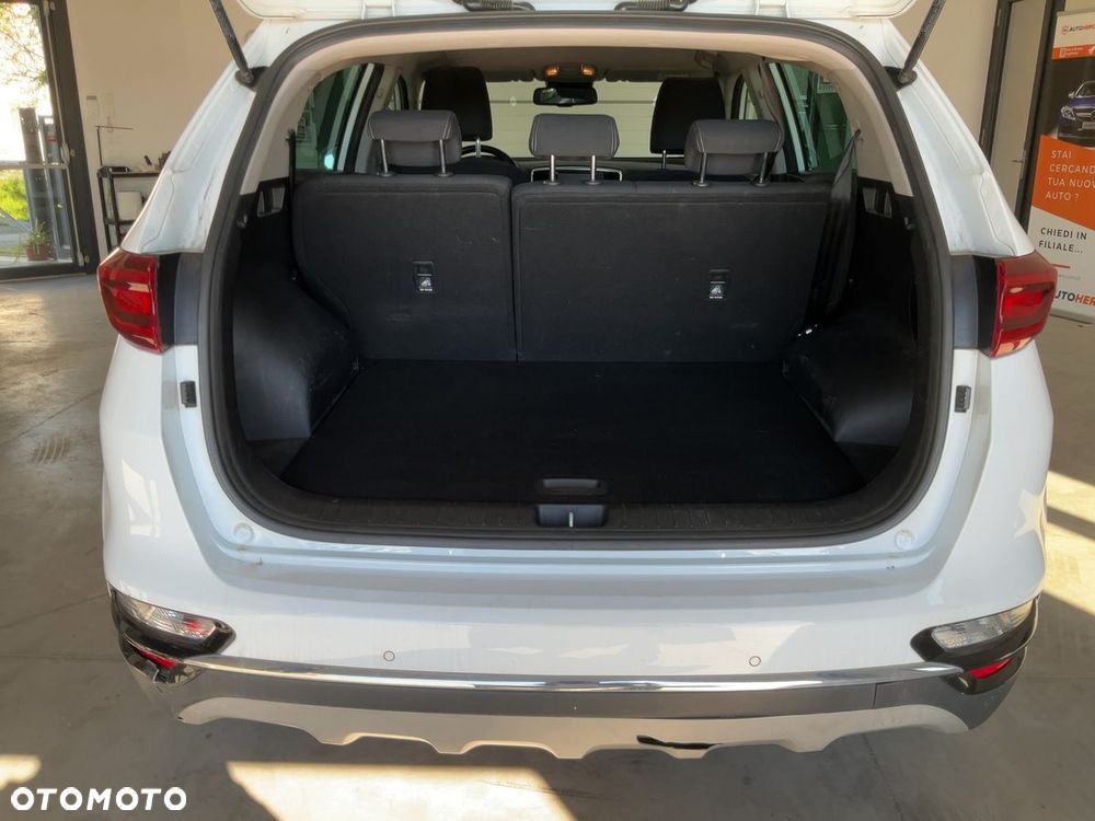 Kia Sportage 1.6 GDI 2WD Spirit - 11