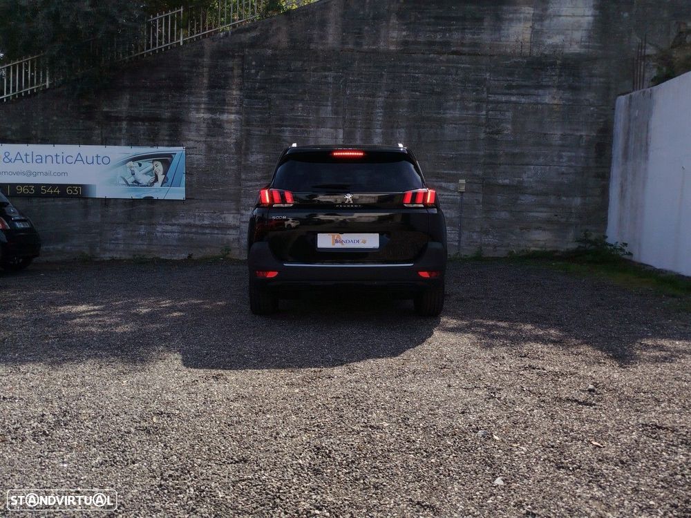 Peugeot 5008 1.2 PureTech Allure - 26