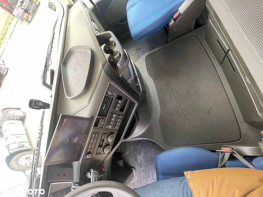 Volvo FH 460 I SAVE GLOBETROTTER - 15